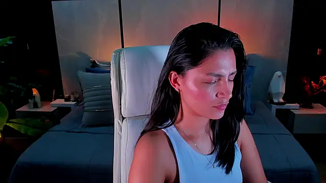 Gia Mazzon online show from 03-21-25, 05:56