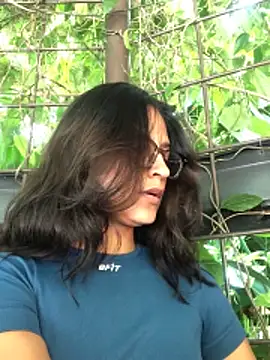 Snapshot of Gia_Mazzon chatting on 04-28-26, 04:44 Gia Mazzon online show from 04-28-26, 04:44