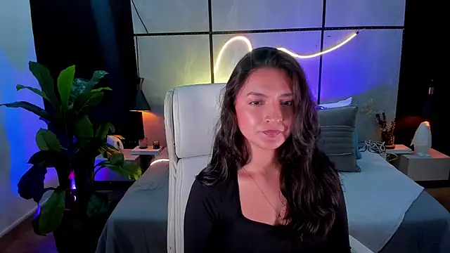 Gia Mazzon online show from 09-15-25, 03:56