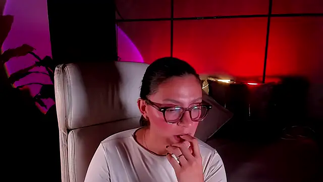 Gia Mazzon online show from 02-26-26, 07:14