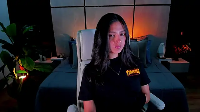 Gia Mazzon online show from 03-20-25, 05:15