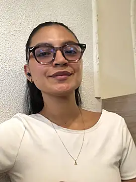 Gia Mazzon online show from 07-06-26, 06:54