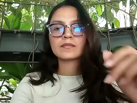Snapshot of Gia_Mazzon chatting on 04-29-26, 05:30 Gia Mazzon online show from 04-29-26, 05:30
