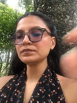 Snapshot of Gia_Mazzon chatting on 04-30-26, 04:25 Gia Mazzon online show from 04-30-26, 04:25
