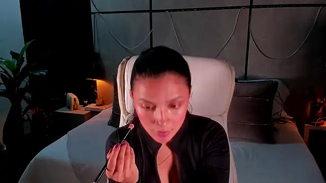 Gia Mazzon online show from 04-08-26, 03:02