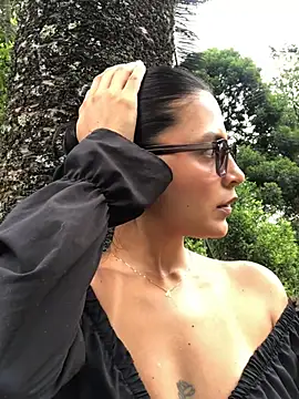 Snapshot of Gia_Mazzon chatting on 05-19-26, 04:36 Gia Mazzon online show from 05-19-26, 04:36