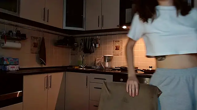 Kelly Yon online show from 03-16-25, 09:37