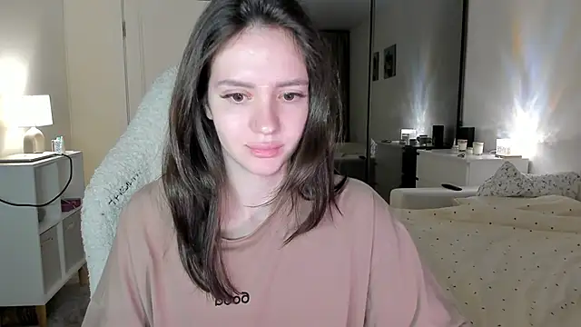Sonia moon  online show from 10-21-25, 02:44