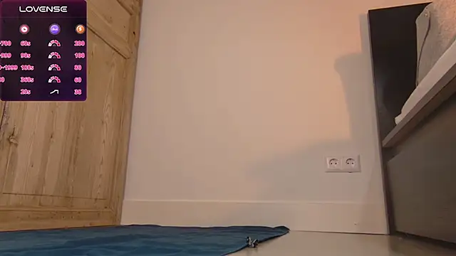 Snapshot of sorairosky chatting on 02-15-26, 01:32 sorairosky online show from 02-15-26, 01:32