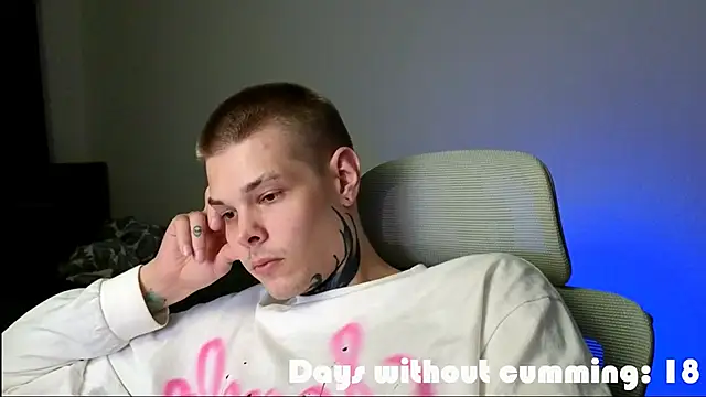 Snapshot of DENIS_HERE chatting on 05-22-26, 11:58 DENIS HERE online show from 05-22-26, 11:58