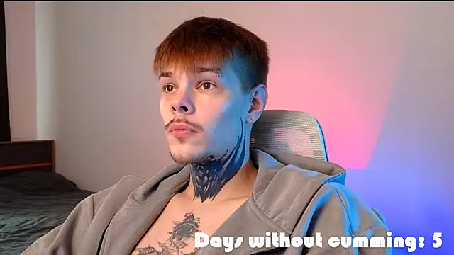 DENIS HERE online show from 02-24-26, 10:05