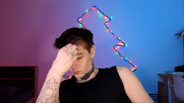 DENIS HERE online show from 12-03-25, 05:41