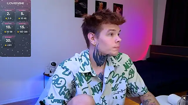 DENIS HERE online show from 12-20-25, 03:59