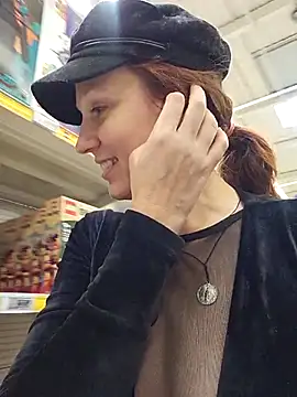 Exhibitionsplit online show from 11-22-25, 12:37