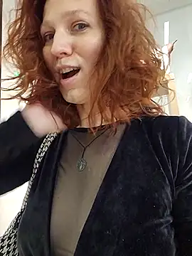 Exhibitionsplit online show from 12-03-25, 11:31