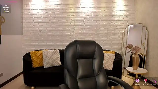 SussanElliot online show from 10-19-25, 11:02