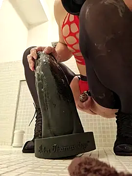 Snapshot of WhoreAnalsssxxx chatting on 03-06-25, 11:09 WhoreAnalsssxxx online show from 03-06-25, 11:09