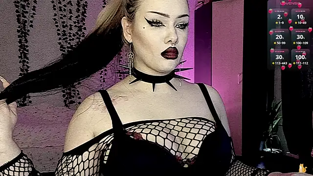 Snapshot of strawberry_elfcat chatting on 06-16-26, 06:46 strawberry elfcat online show from 06-16-26, 06:46