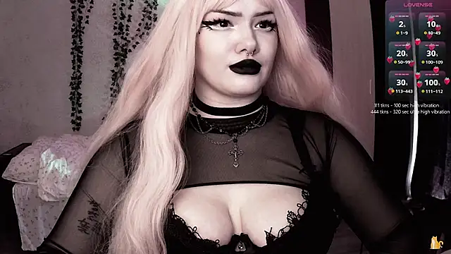 strawberry elfcat online show from 09-26-25, 05:36