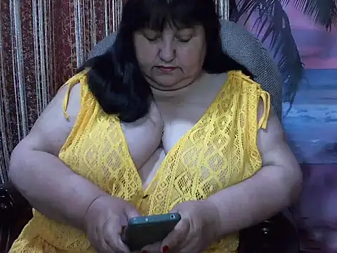 Snapshot of Nezsbudka chatting on 05-10-26, 02:59 Nezsbudka online show from 05-10-26, 02:59