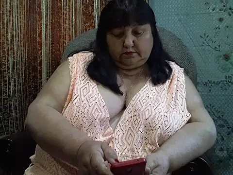 Snapshot of Nezsbudka chatting on 06-01-26, 08:58 Nezsbudka online show from 06-01-26, 08:58