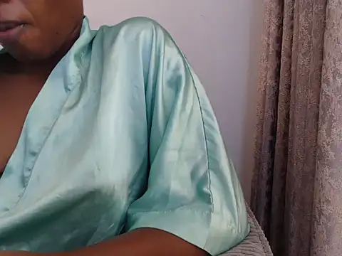 Snapshot of black___ghodess chatting on 05-02-26, 12:32 black ghodess online show from 05-02-26, 12:32