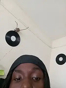 Snapshot of NattyDreadKenya chatting on 07-24-26, 12:12 NattyDreadKenya online show from 07-24-26, 12:12