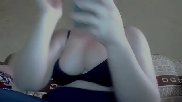 Snapshot of whiteFlower chatting on 03-18-26, 12:51 whiteFlower online show from 03-18-26, 12:51