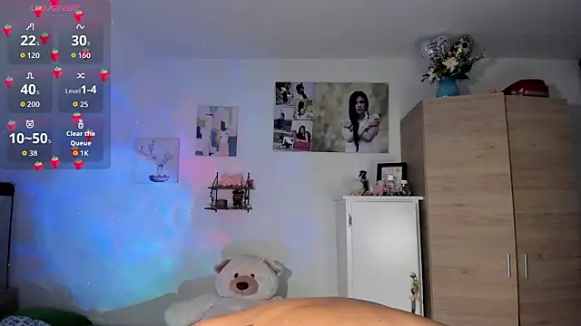 VeronikaOlsen online show from 09-25-25, 12:33