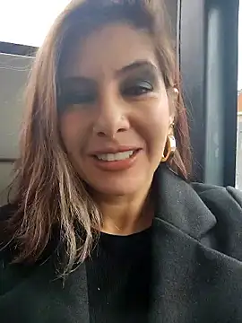 scarlett moore online show from 09-27-25, 02:01