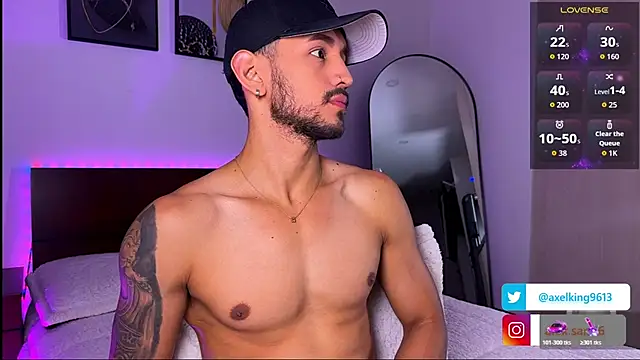 AxelKing1326 online show from 10-29-25, 10:31