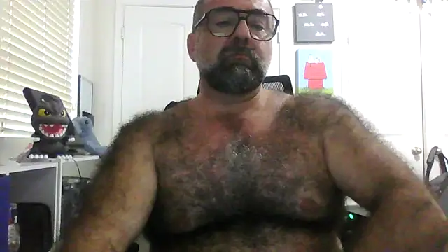 Snapshot of chainjulious chatting on 10-16-25, 03:42 chainjulious online show from 10-16-25, 03:42