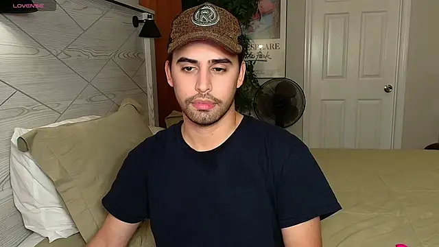 Snapshot of thonylewys chatting on 06-04-26, 08:24 thonylewys online show from 06-04-26, 08:24
