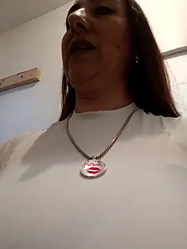 Mia Novikov online show from 04-01-26, 05:10