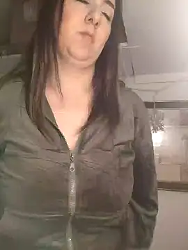 Mia Novikov online show from 01-17-25, 11:51