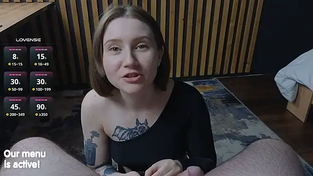 Snapshot of alicepugh chatting on 10-30-25, 06:49 alicepugh online show from 10-30-25, 06:49