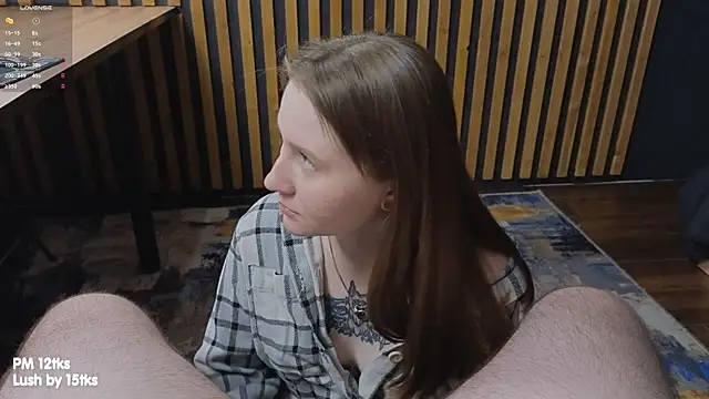 Snapshot of alicepugh chatting on 10-05-25, 07:04 alicepugh online show from 10-05-25, 07:04