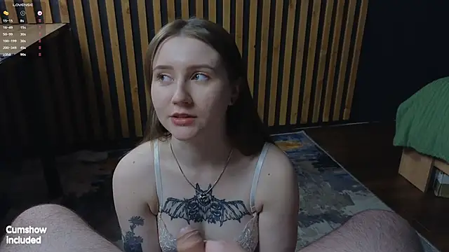 Snapshot of alicepugh chatting on 10-10-25, 05:14 alicepugh online show from 10-10-25, 05:14