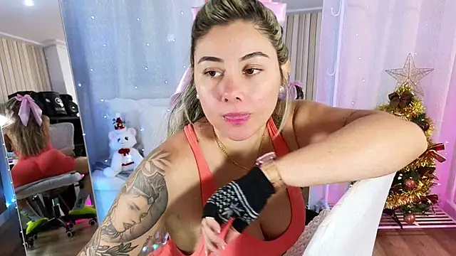 Tawny cox online show from 12-02-25, 09:55