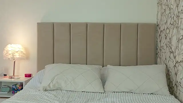 jane-sucks online show from 10-27-25, 02:51