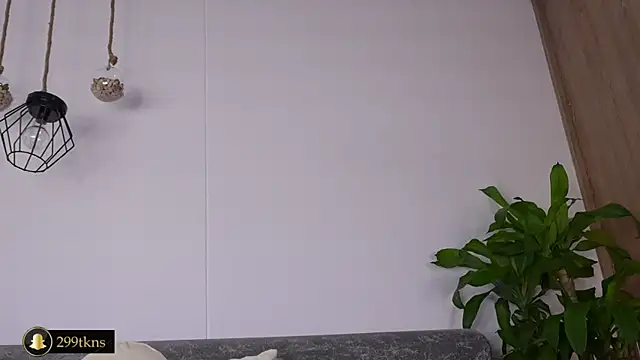 katie cruz online show from 11-21-25, 10:25