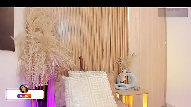 sofhiaa adaams online show from 02-13-26, 10:43