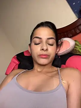 violetta-brown1 online show from 11-15-25, 05:33