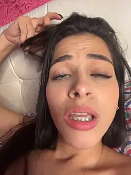 violetta-brown1 online show from 11-13-25, 05:00