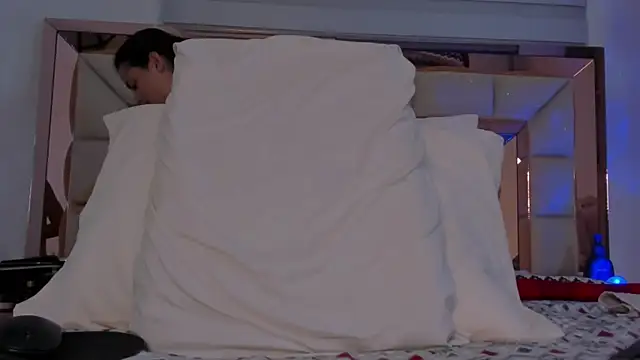 violetta-brown1 online show from 01-29-25, 04:36