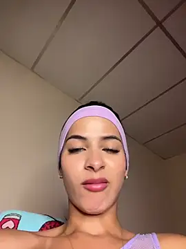 violetta-brown1 online show from 03-05-26, 03:14