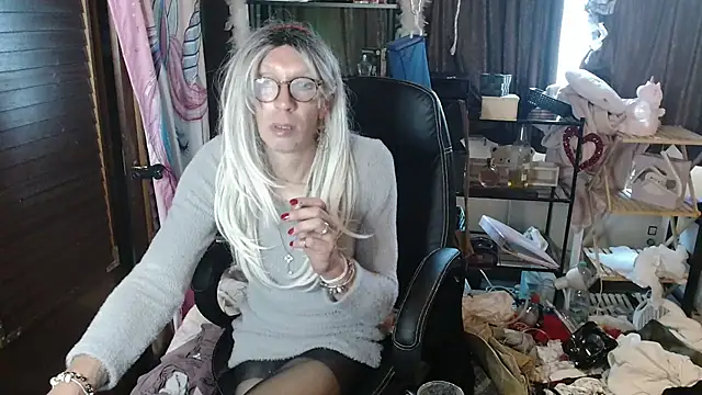 Ombeline1 online show from 09-16-25, 05:03
