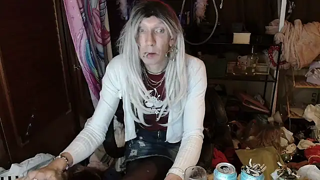 Ombeline1 online show from 10-22-25, 04:34