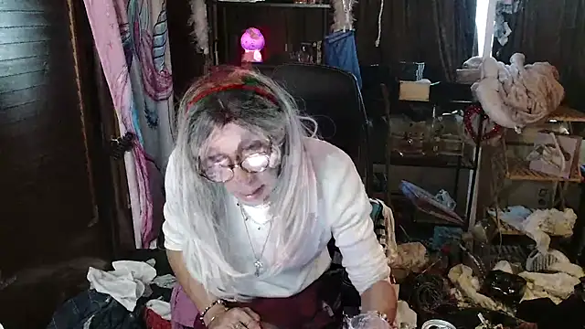 Ombeline1 online show from 09-28-25, 05:58