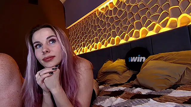 Snapshot of niki7377 chatting on 03-03-25, 02:39 niki7377 online show from 03-03-25, 02:39